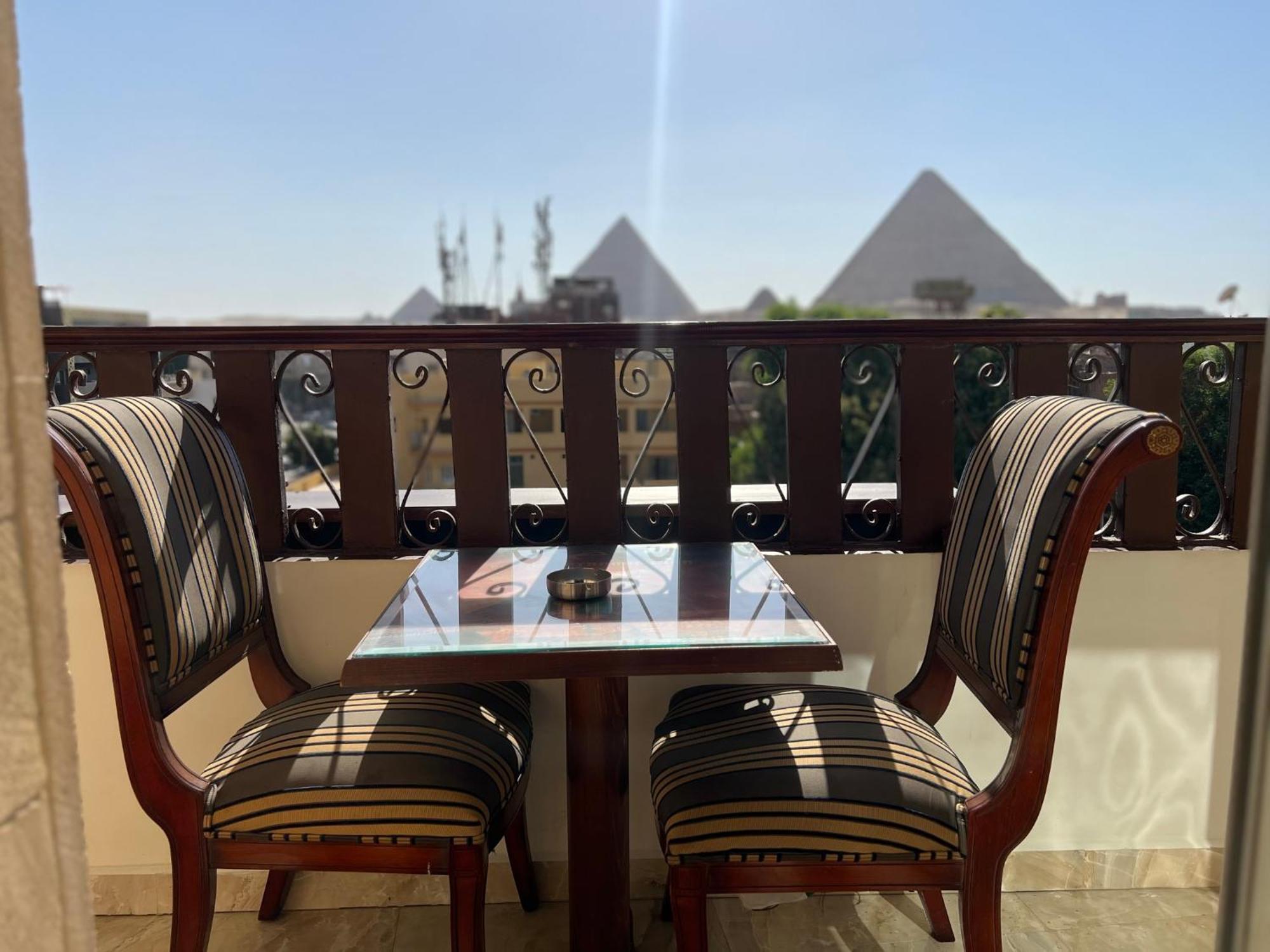 El Aida Pyramids View Hotel Kafrat al Jabal Exterior photo