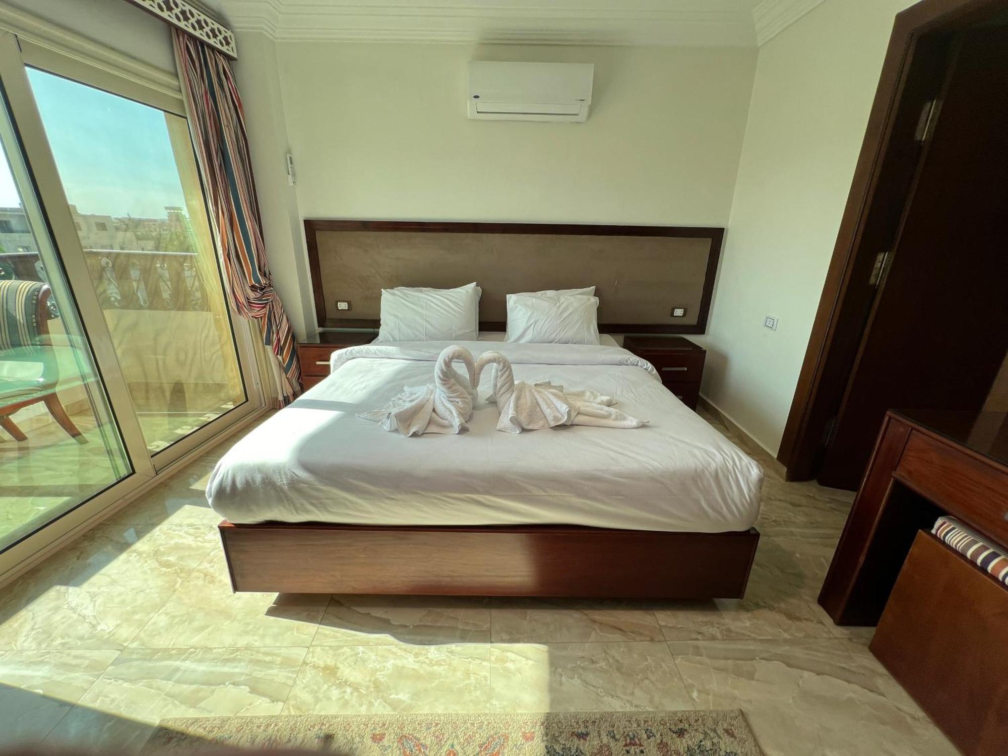 El Aida Pyramids View Hotel Kafrat al Jabal Exterior photo