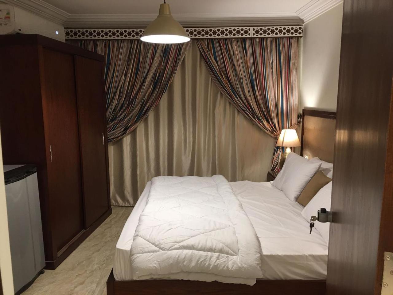 El Aida Pyramids View Hotel Kafrat al Jabal Exterior photo