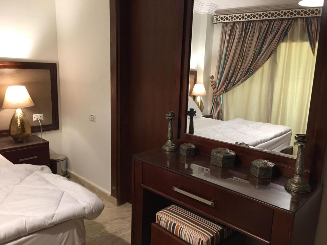 El Aida Pyramids View Hotel Kafrat al Jabal Exterior photo