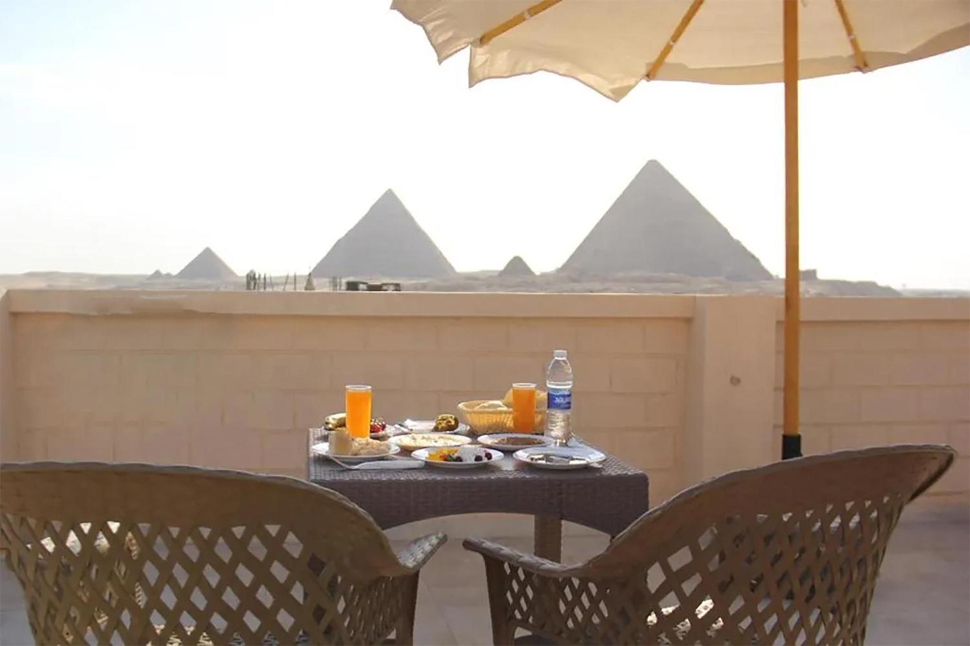 El Aida Pyramids View Hotel Kafrat al Jabal Exterior photo