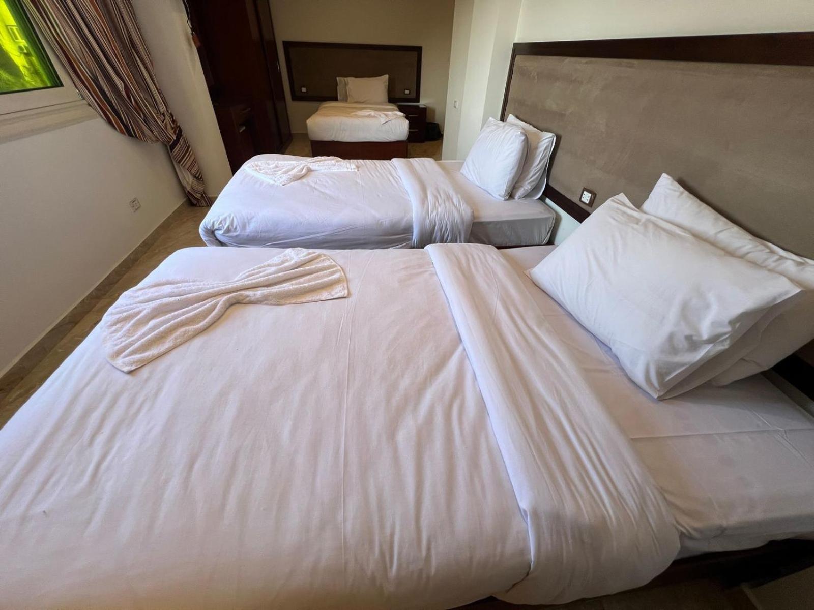 El Aida Pyramids View Hotel Kafrat al Jabal Exterior photo